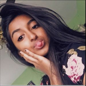 Meet your Posher, Anisha